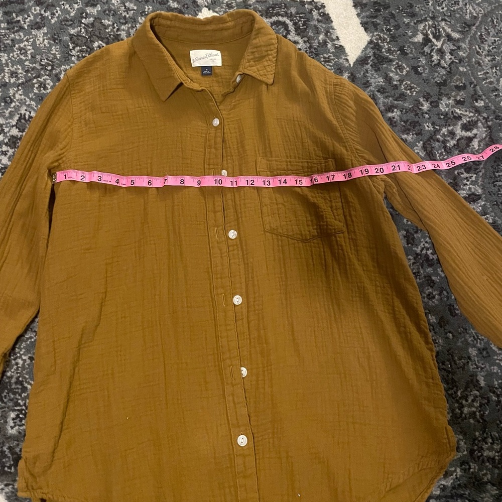 Universal Thread Long Sleeve Button Down
